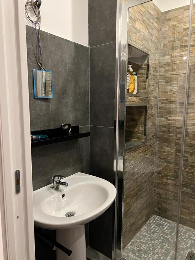 Free ParkingAppartamento Angolo Di Relax!!! Rivoli (Turin) Exterior foto